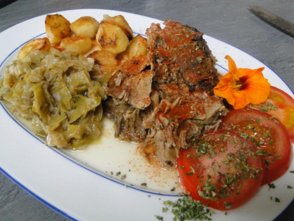 Schweinebraten mit Porreegemüse und Kapuzziner- - Rezept