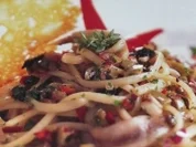 Spaghetti mit Oliven,Sardellen und Honig - Rezept