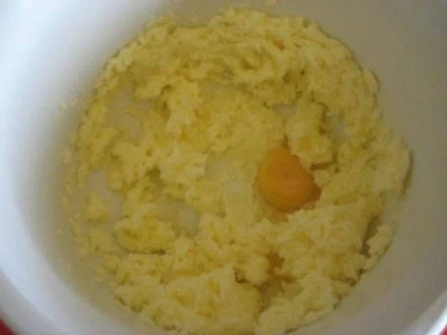 Nusskuchen mit Sahne - Rezept - Bild Nr. 4