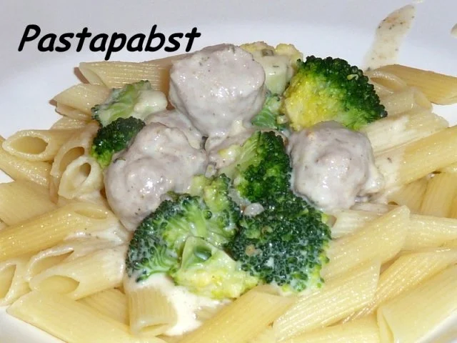 Penne mit Hack-Bressotsauce - Rezept