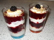 Quark-Brombeer-Dessert - Rezept