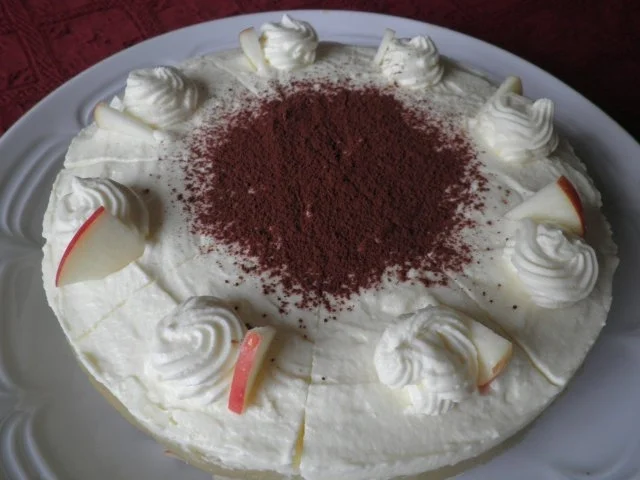 Rezept: Kleine Apfel - Mascarpone - Torte Bild Nr. 2 Kleine Apfel - Mascarpone - Torte - Rezept - Bild Nr. 2