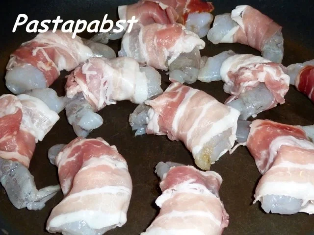 Rezept: Tagliatelle mit Speckgarnelen in Limonensauce Bild Nr. 2 Tagliatelle mit Speckgarnelen in Limonensauce - Rezept - Bild Nr. 2