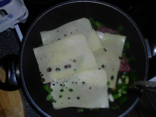 Rezept: Ham and Eggs...and Cheese...und Lauchzwiebeln Bild Nr. 4 Ham and Eggs...and Cheese...und Lauchzwiebeln - Rezept - Bild Nr. 4