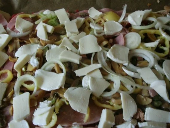 Rezept: Samstagspizza Bild Nr. 6 Samstagspizza - Rezept - Bild Nr. 6