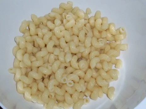 Süßer Nudelsalat *Partylaune* - Rezept - Bild Nr. 4