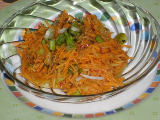 Rezept: Möhren - Apfel - Rohkost Bild Nr. 7 Möhren - Apfel - Rohkost - Rezept - Bild Nr. 7