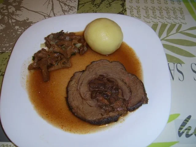 Rezept: Kalbsrollbraten, eingelegt Bild Nr. 2 Kalbsrollbraten, eingelegt - Rezept - Bild Nr. 2