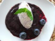 Heidelbeermousse auf Fruchtspiegel - Rezept