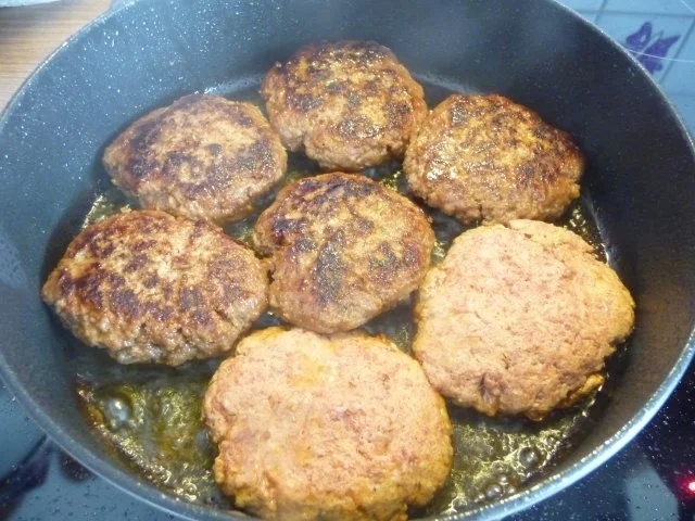 Hackfleisch : Frikadellen mal etwas anders - Rezept - Bild Nr. 5