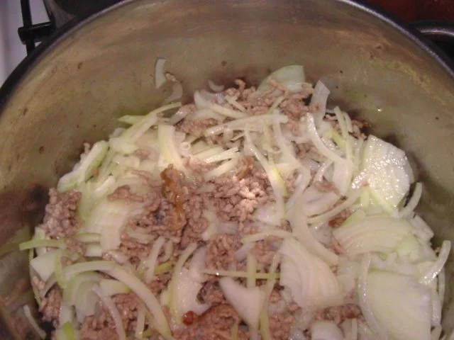 Rezept: Hacktopf mit Gürkchen Bild Nr. 3 Hacktopf mit Gürkchen - Rezept - Bild Nr. 3