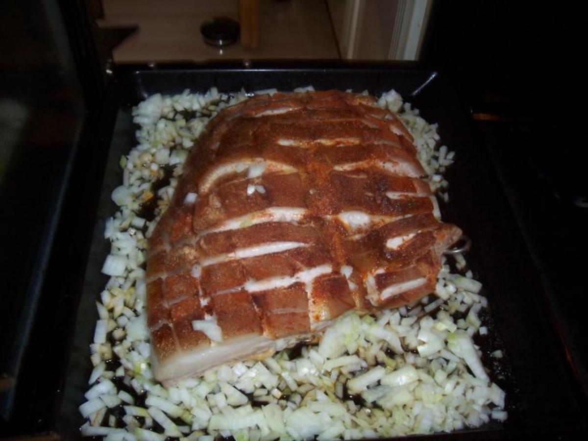 Schweinebauch mit Knödel-Pfifferlingfüllung - Rezept - Bild Nr. 17