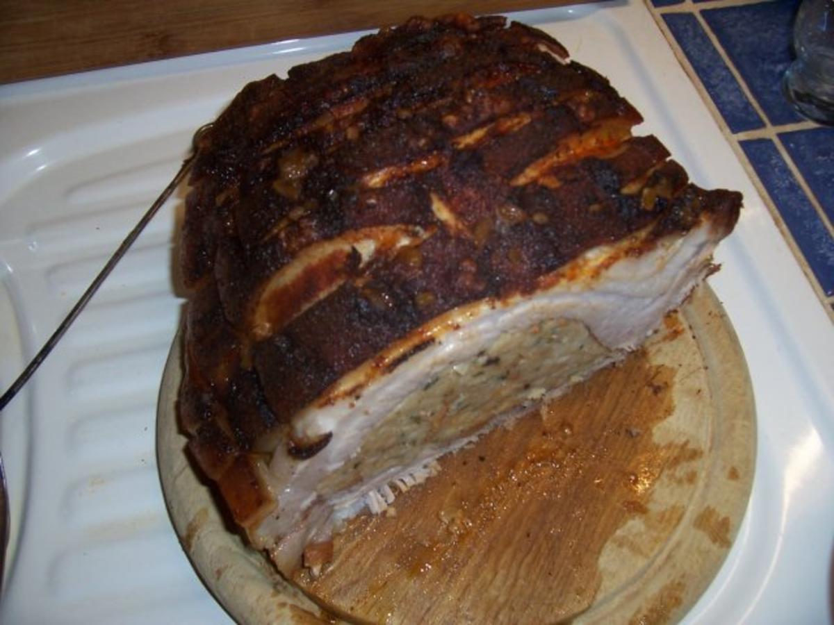 Schweinebauch mit Knödel-Pfifferlingfüllung - Rezept - Bild Nr. 19