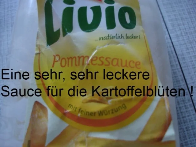 Rezept: Rosmarin-Kartoffelblüten mit Sülze Bild Nr. 13 Rosmarin-Kartoffelblüten mit Sülze - Rezept - Bild Nr. 13