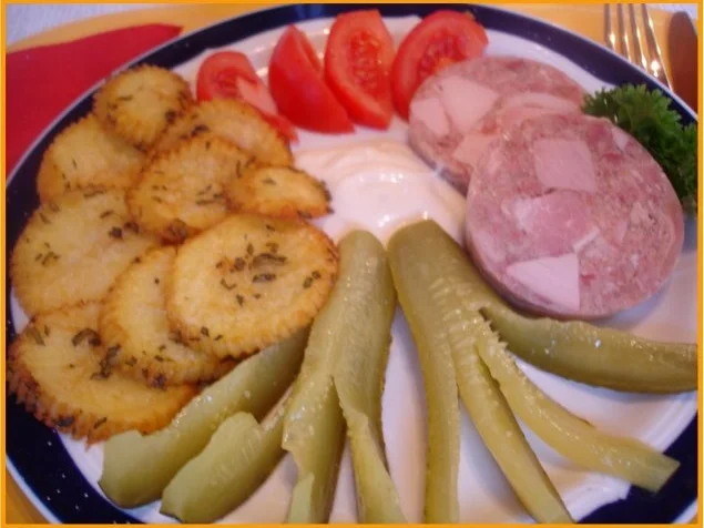 Rezept: Rosmarin-Kartoffelblüten mit Sülze Bild Nr. 14 Rosmarin-Kartoffelblüten mit Sülze - Rezept - Bild Nr. 14