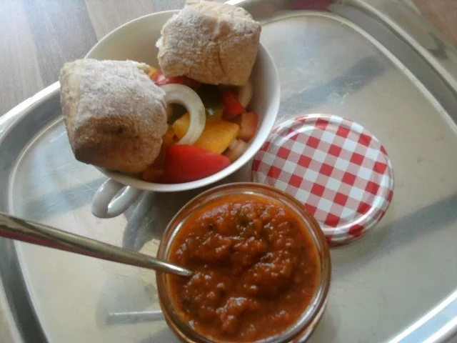 Rezept: Eingemachtes Zucchini-Mafiosi-Pesto alla Trapper Eingemachtes Zucchini-Mafiosi-Pesto alla Trapper - Rezept