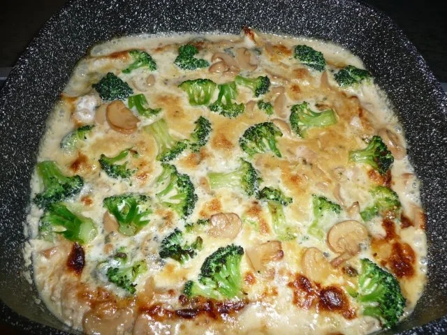 Rezept: Überbackenes Putengeschnetzeltes in feiner Gorgonzolasauce Bild Nr. 3 Überbackenes Putengeschnetzeltes in feiner Gorgonzolasauce - Rezept - Bild Nr. 3