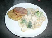 Überbackenes Putengeschnetzeltes in feiner Gorgonzolasauce - Rezept