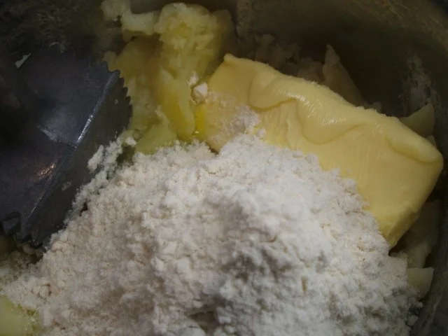 Fleisch: Hackfleisch-Torte mit Gemüse für 16er Tortenform - Rezept - Bild Nr. 5