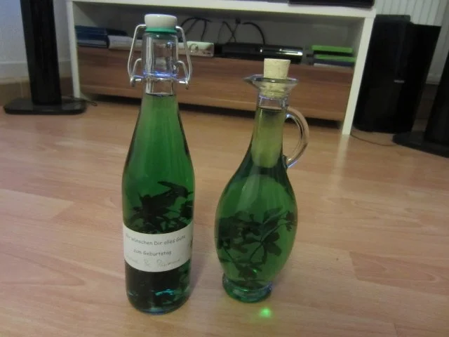 Waldmeister-Schnaps - Rezept - Bild Nr. 3