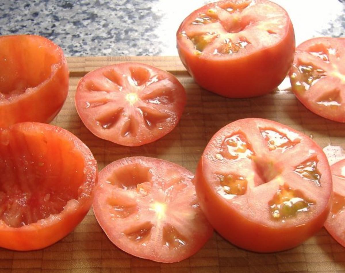 Tomaten mit Kritharaki  und Ziegenkäse - Füllung - Rezept - Bild Nr. 2