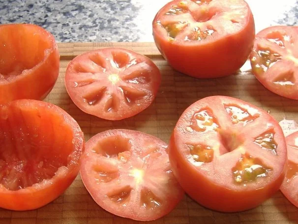 Tomaten mit Kritharaki  und Ziegenkäse - Füllung - Rezept - Bild Nr. 2