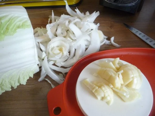 Fleischlos : Krautpfanne mit Salzkartoffeln und Kohlrabi - Rezept - Bild Nr. 6