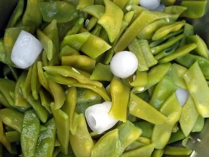 Rezept: Bohnensalat "orientalisch" Bild Nr. 4 Bohnensalat "orientalisch" - Rezept - Bild Nr. 4