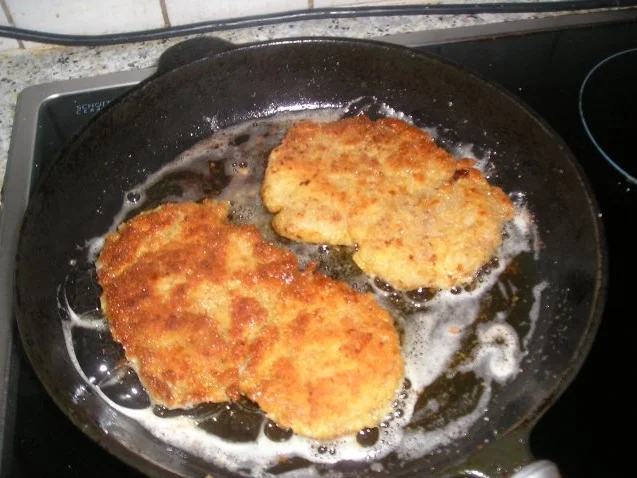 kleine Schnitzelchen vom Lungenbraten mit Käsepanier - Rezept - Bild Nr. 4