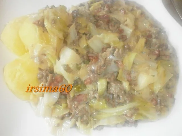 Rezept: Spitzkohl mit Rinderhack Spitzkohl mit Rinderhack - Rezept