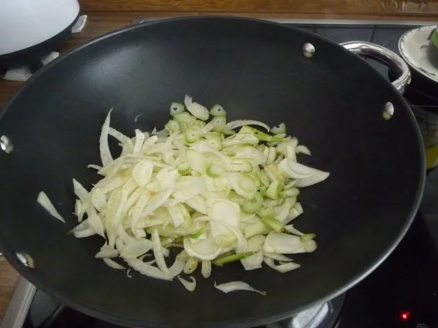 Geflügel : Putenbrust mit Kokos-panade mit Gemüse an Penne - Rezept - Bild Nr. 4
