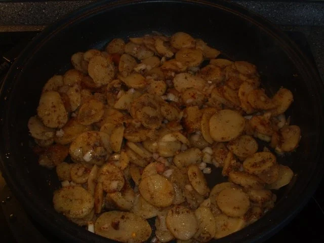 Kartoffel-Tomaten-Mozzarella-Pfanne - Rezept - Bild Nr. 2