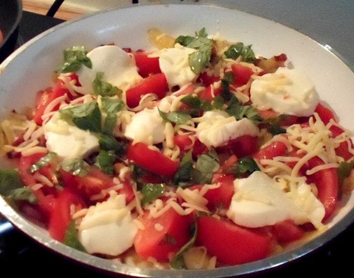 Kartoffel-Tomaten-Mozzarella-Pfanne - Rezept - Bild Nr. 6