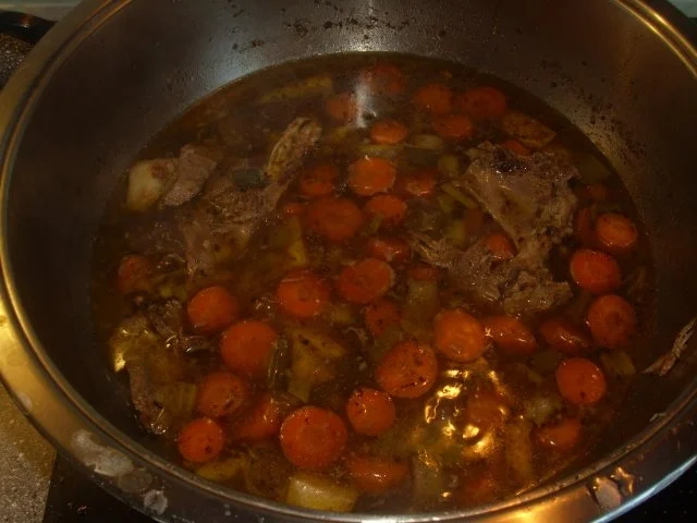 Rezept: Reste von der Lammkeule mit Couscous und einem Hühnerbein Bild Nr. 3 Reste von der Lammkeule mit Couscous und einem Hühnerbein - Rezept - Bild Nr. 3