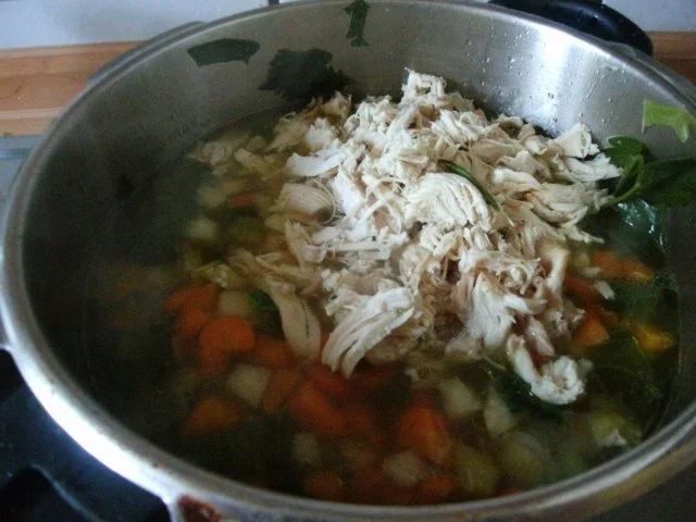 Nudelsuppe vom Brathuhn - Rezept - Bild Nr. 11