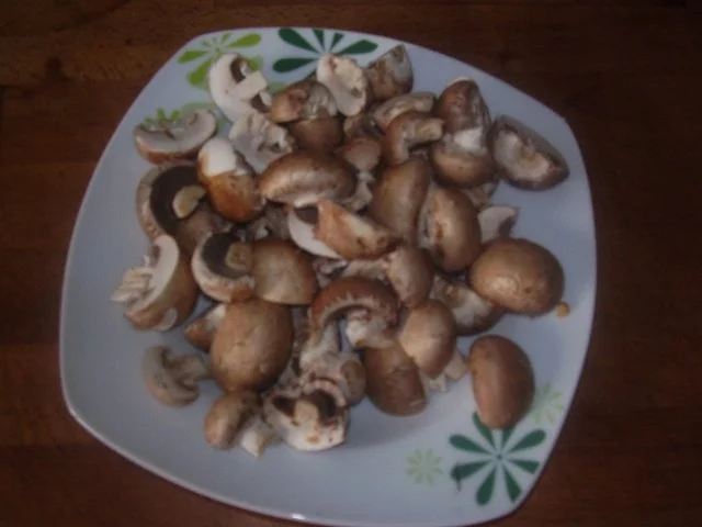 Gebratene Doradenfilets mit Pilzsoße - Rezept - Bild Nr. 3