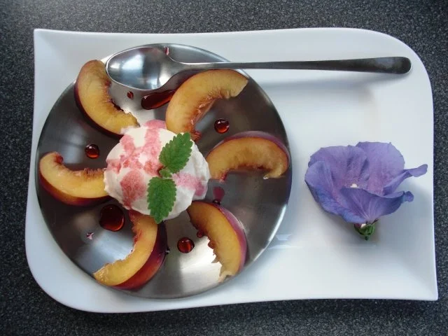 Rezept: ORANGEN SAHNE EISCREME Bild Nr. 2 ORANGEN SAHNE EISCREME - Rezept - Bild Nr. 2