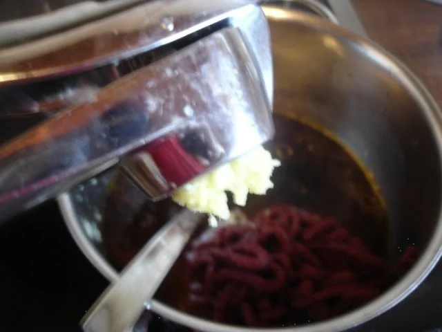 Schweinefiletspieße mit Currysauce und Backofen Pommes frites - Rezept - Bild Nr. 3