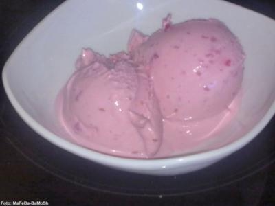 Rezept: Himbeer-Eis Himbeer-Eis - Rezept