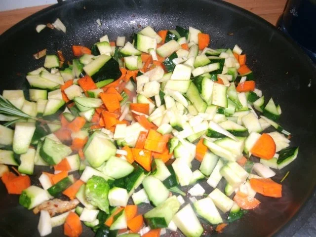 Gemüsereis mit Geschnetzeltem vom Minutensteak - Rezept - Bild Nr. 10