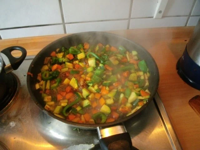 Gemüsereis mit Geschnetzeltem vom Minutensteak - Rezept - Bild Nr. 11