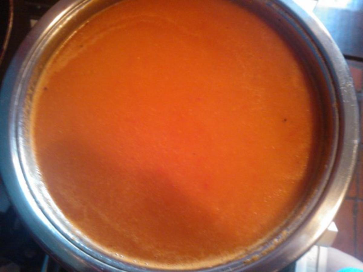 Tomatensuppe de la Casa mit frischen Croûtons - Rezept - Bild Nr. 6