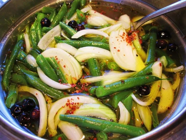 Rezept: Grüne Bohnen süß-sauer mariniert Grüne Bohnen süß-sauer mariniert - Rezept
