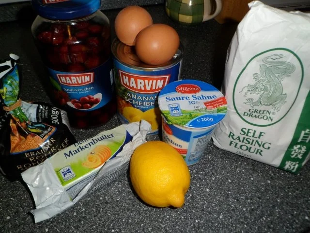 Rezept: Ananas - Kirsch - Kuchen mit Karamellüberzug Bild Nr. 2 Ananas - Kirsch - Kuchen mit Karamellüberzug - Rezept - Bild Nr. 2