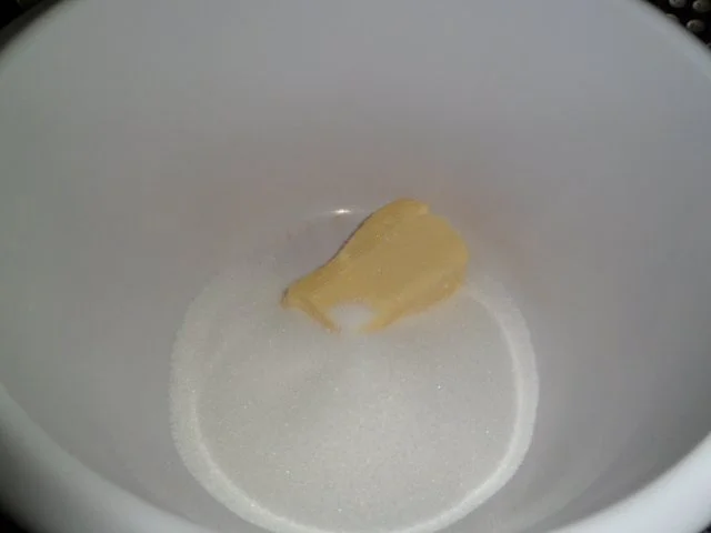 Rezept: Ananas - Kirsch - Kuchen mit Karamellüberzug Bild Nr. 3 Ananas - Kirsch - Kuchen mit Karamellüberzug - Rezept - Bild Nr. 3