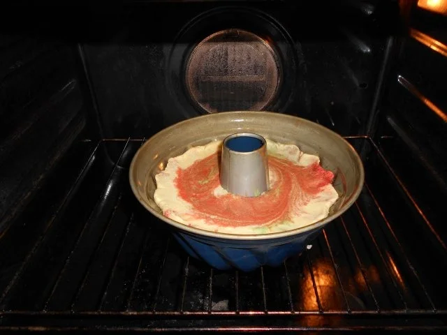 Bunter Öl-Gugelhupf - Rezept - Bild Nr. 6