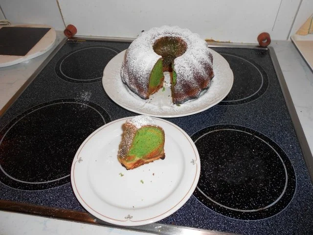 Bunter Öl-Gugelhupf - Rezept - Bild Nr. 10