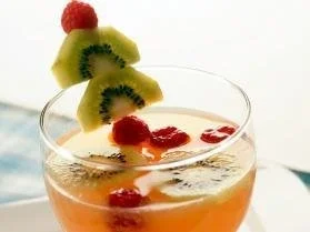 Rezept: Tropical Sommer-Bowle Tropical Sommer-Bowle - Rezept