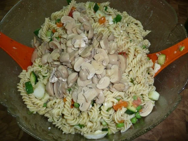 Rezept: Nudelsalat aus der Pfalz Bild Nr. 7 Nudelsalat aus der Pfalz - Rezept - Bild Nr. 7