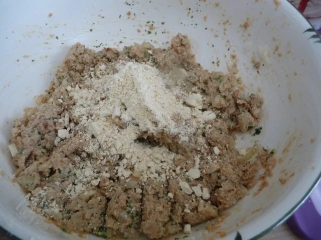 Fleischlos : Tofu-Soja-Kräuter-Bällchen an Kartoffeln - Rezept - Bild Nr. 9